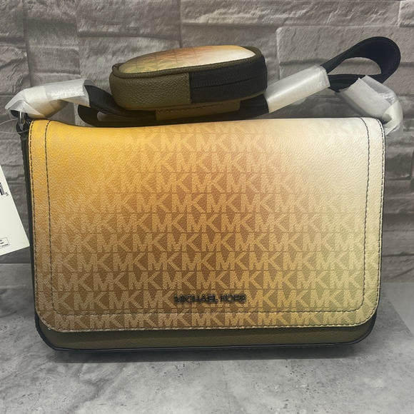 Michael Kors Cooper Mini Flap Crossboy With Pouch Olive Ombre Green Yellow - Picture 3 of 9